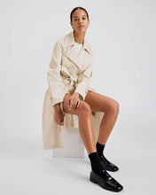 Load image into Gallery viewer, Solid &amp; Striped - The Monique Coat - Ecru

