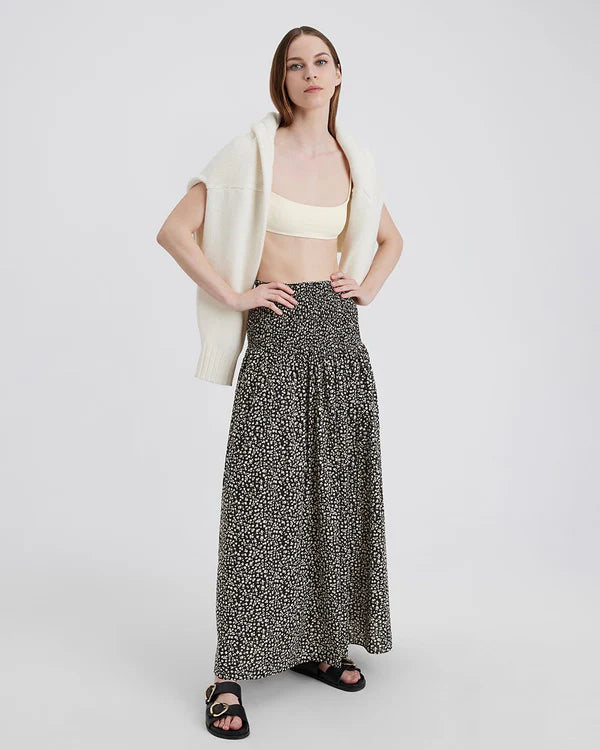 Solid & Striped - The Zaria Skirt - Ditsy Floral Noir