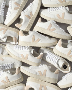 Veja - V12 Leather Sneaker - White Sable