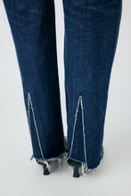 Load image into Gallery viewer, Moussy - MV Verde Straight Jean - Dark Blue
