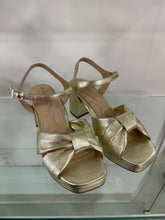 Load image into Gallery viewer, PieSanto - Alfa Platino Sandal - Gold
