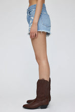 Load image into Gallery viewer, Moussy - Newfane Shorts - Light Blue
