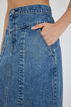 Load image into Gallery viewer, Moussy - Clovernook Tight Skirt - Blue
