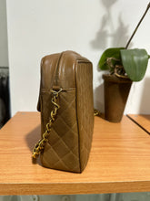 Load image into Gallery viewer, Chanel - Vintage Caviar Leather Camera Bag - Brown
