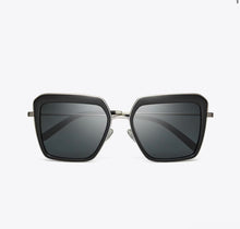 Load image into Gallery viewer, Tory Burch - Kira Bold Rim Sunglasses - Black/Dark Grey
