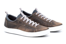 Load image into Gallery viewer, Martin Dingman - Cameron Leather Sneaker - OId Clay
