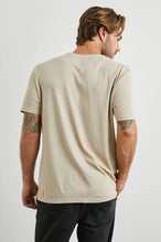 Load image into Gallery viewer, Rails - Johnny T Shirt - Desert Sand
