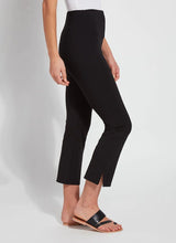 Load image into Gallery viewer, Lysse - Cropped Kick Flare Pants - Black
