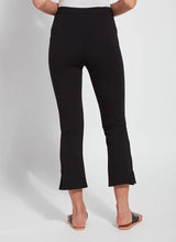 Load image into Gallery viewer, Lysse - Cropped Kick Flare Pants - Black
