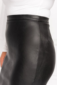 LaMarque - Avana Leather Pencil Skirt - Black