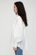 Load image into Gallery viewer, Moussy - Gathered Blouse - White

