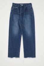 Load image into Gallery viewer, Moussy - Capac Wide Straight Cropped Jeans - Blue
