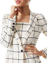 Load image into Gallery viewer, Alice &amp; Olivia - Breann Long Fitted Blazer - Off White/Black
