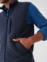 Load image into Gallery viewer, Faherty - Epic Quilted Fleece Vest - Navy Melangee
