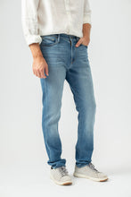 Load image into Gallery viewer, Frame - L&#39;Homme Athletic Jeans - Heistand
