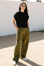 Load image into Gallery viewer, Apiece Apart - Manon Trouser - Olive Pit
