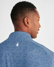 Load image into Gallery viewer, Johnnie O - Alder Prep-Formance Quarter Zip Pullover - Lake
