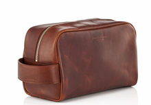Load image into Gallery viewer, Daines and Hathaway - Dopp Kit - Brown
