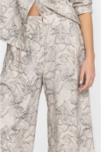 Load image into Gallery viewer, Johnny Was - Etched Floral Wide Leg Pant - Multicolor
