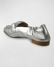 Load image into Gallery viewer, Ron White - Fibi Metallic Leather Flat Loafer - Silver
