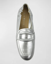 Load image into Gallery viewer, Ron White - Fibi Metallic Leather Flat Loafer - Silver
